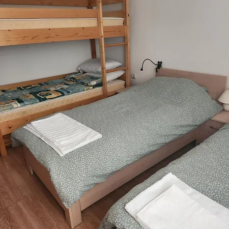 One Bedroom 아파트